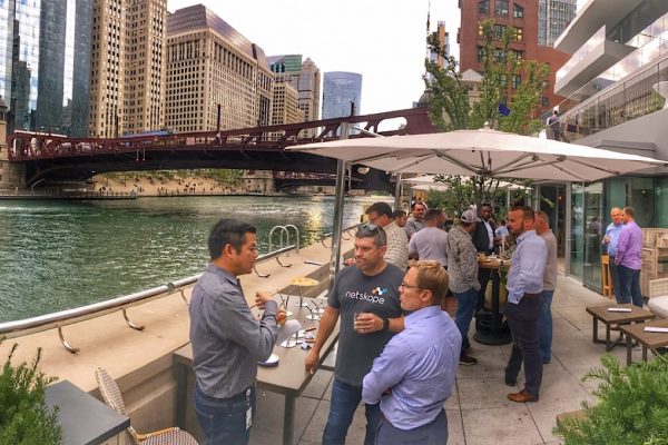 pano of pizzeria portofino patio on chicago river front